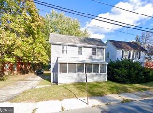 32 S Main St, Magnolia, DE 19962