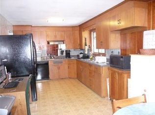 240 E Dunstable Rd, Nashua, NH 03062