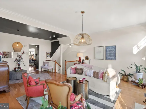 426 Stanton Pl, Alexandria, VA 22304