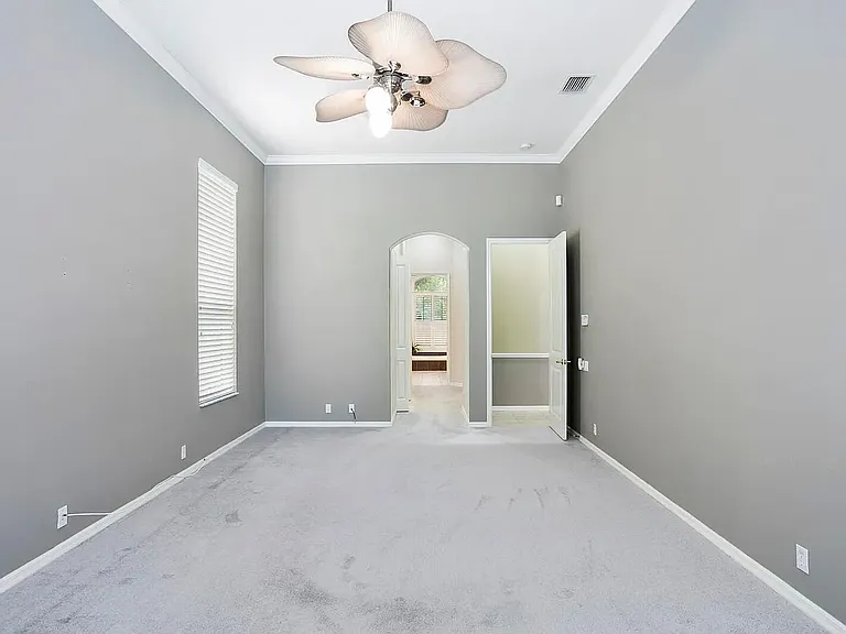 19841 Strathmore Pl — Photo 9