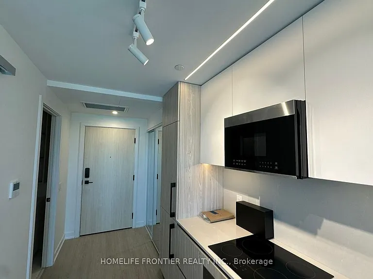 699 Sheppard Ave E #221 — Photo 4