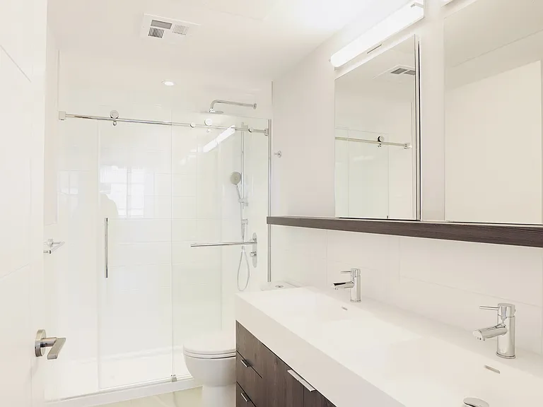 2525 Bathurst St #707 — Photo 5