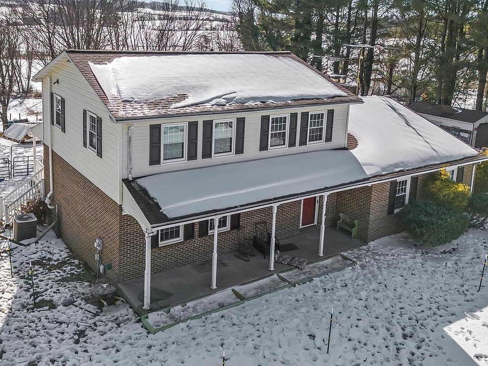 1st image of 415 Saint Marys Rd