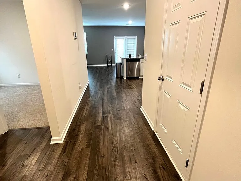 102 Alton Tucker Sr Blvd — Photo 2