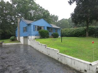 35 Michael Ln, Ledyard, CT 06339