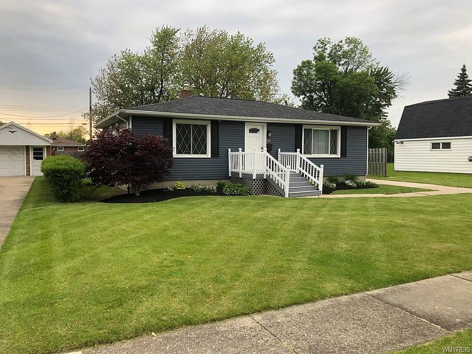 1st image of 116 Emerson Dr