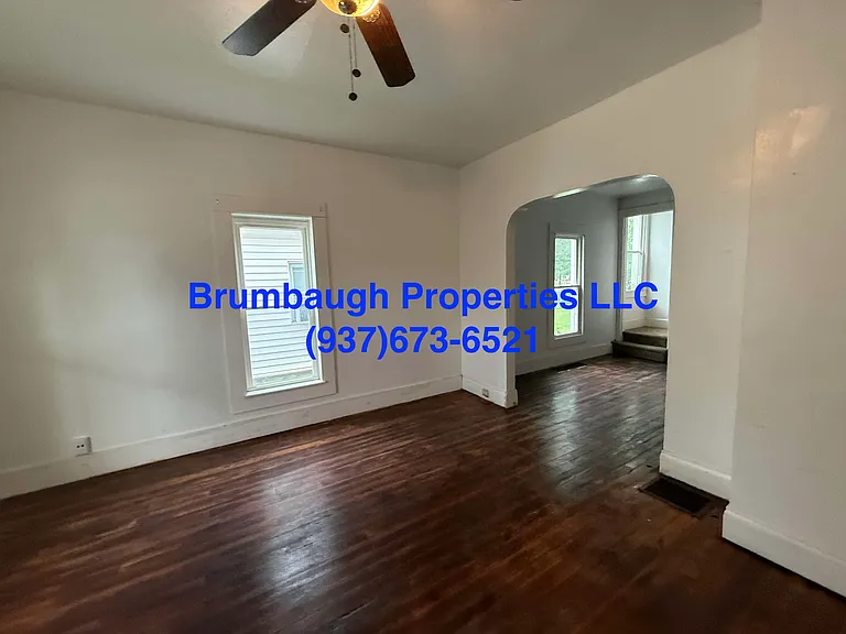 1027 Park Ave — Photo 48