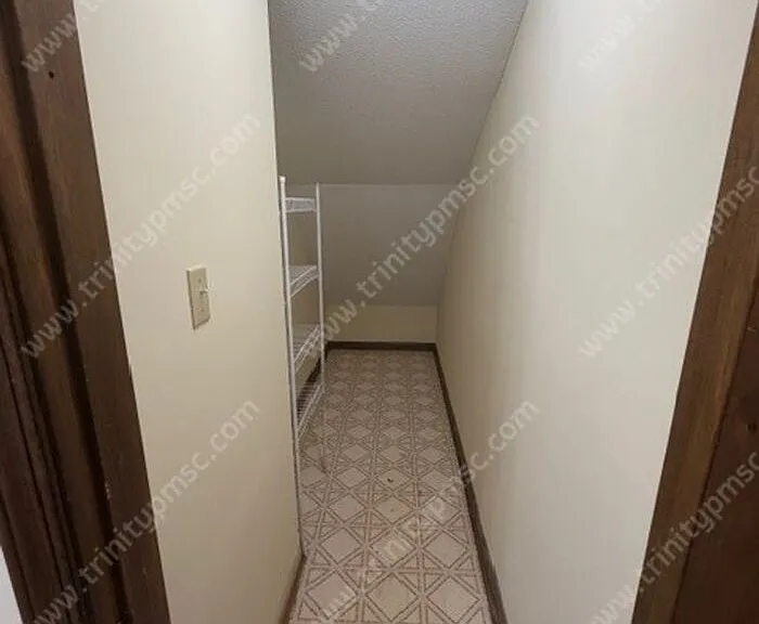 415 Nelson Dr #C — Photo 10