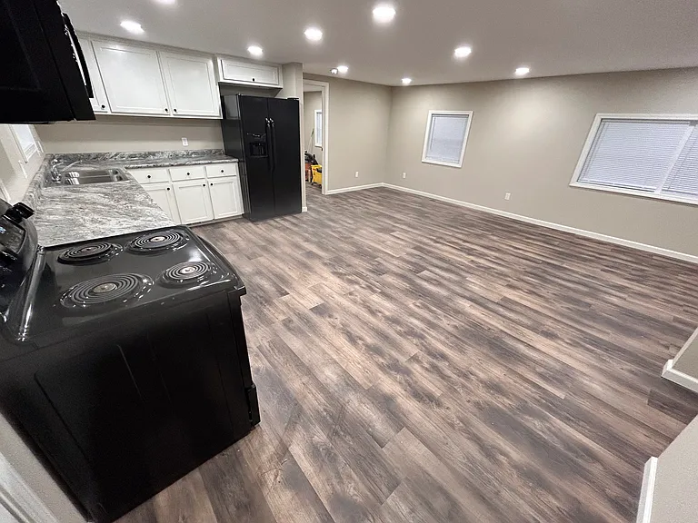 3416 Finley Ave — Photo 5