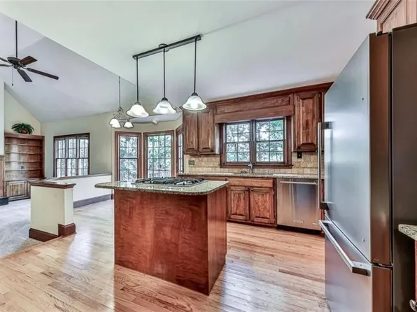 2851 Riverfront Dr, Snellville, GA 30039