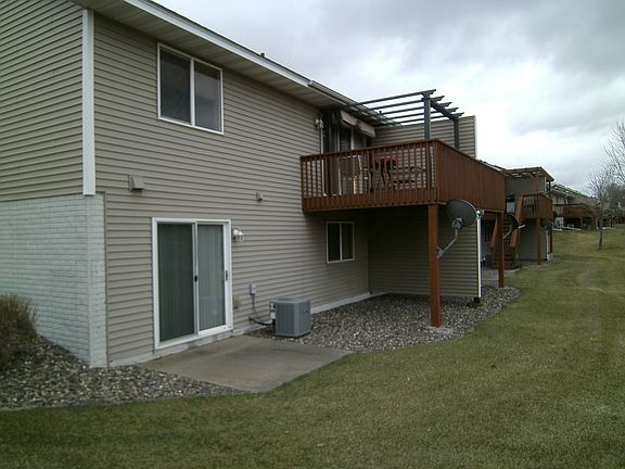 3rd image of 15248 Fluorine St NW