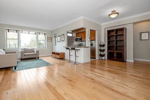 Sold by Trebach Realty | media 15