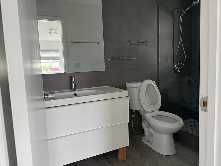 7910 Abbott Ave #6 — Photo 11