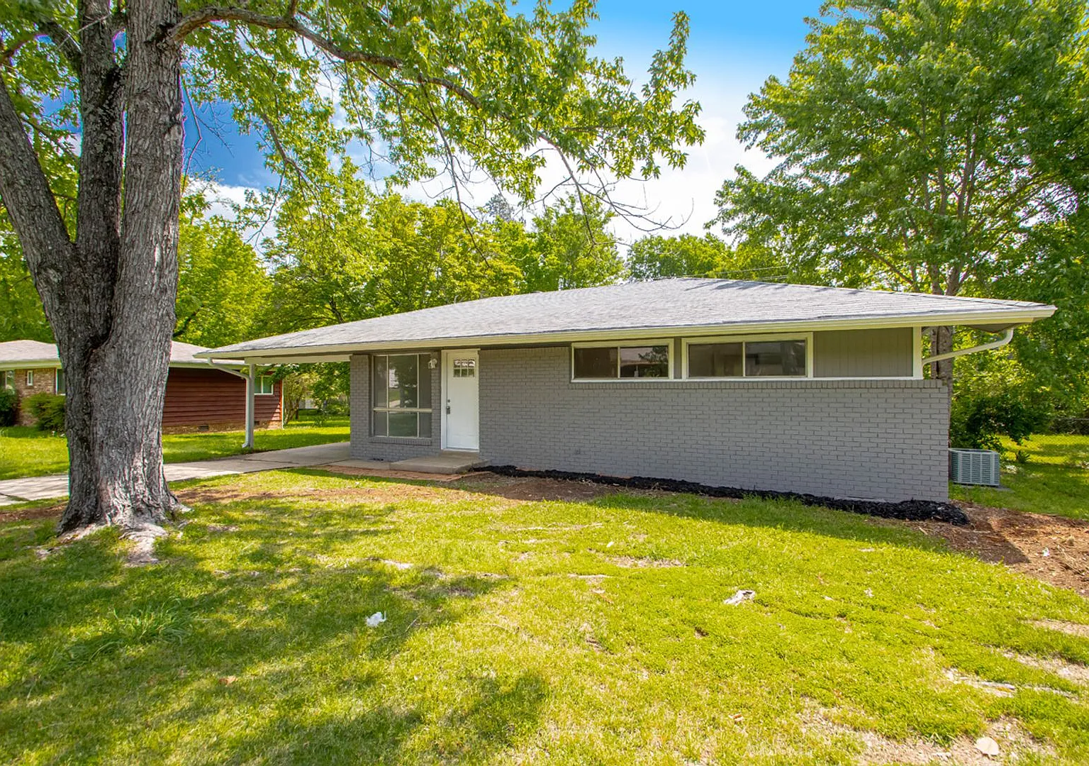 Beautifully Renovated 3-Bedroom Home in West Little Rock — Photo 3