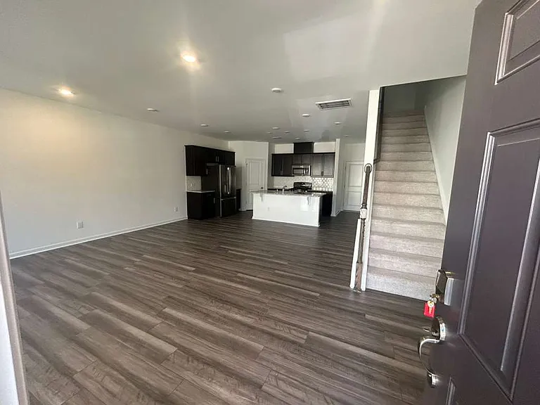 3307 Gypsum Dr — Photo 8