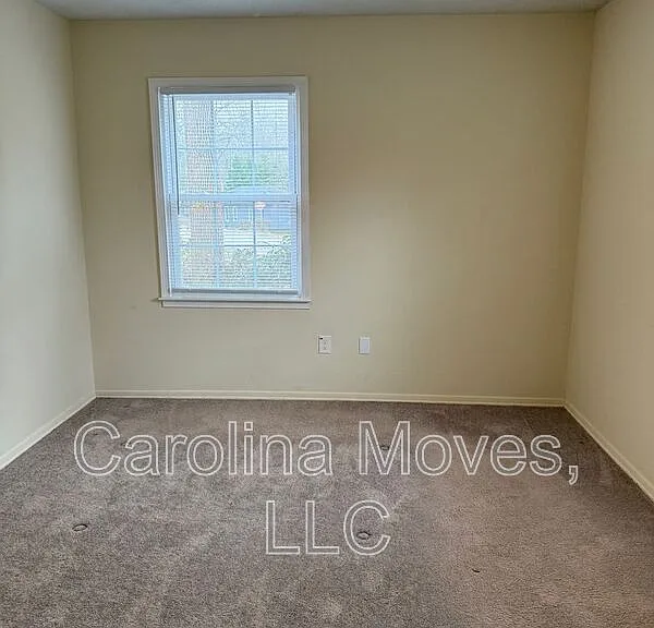 11 Cooperfield Ave — Photo 15