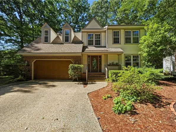 2202 Buckingham Grn, Newport News, VA 23602
