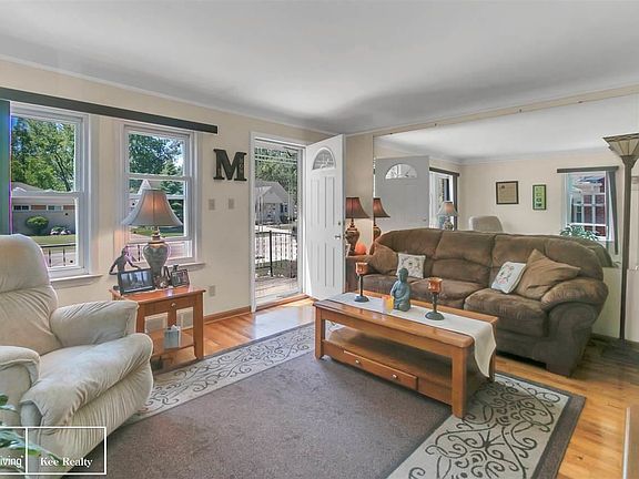 4th image of 22005 Fresard St
