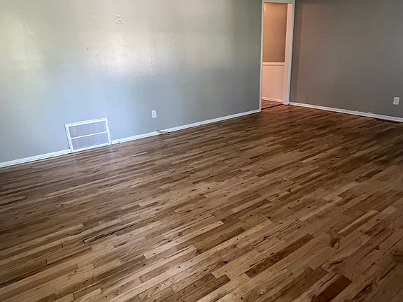 2nd image of 7210 La Vista Dr