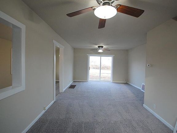 2nd image of 229 Mamie Eisenhower Ave