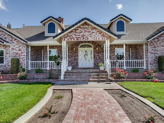 3rd image of 5029 Peach Blossom Ln
