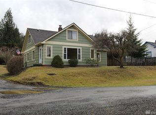 1136 Sherman Ave, Raymond, WA 98577