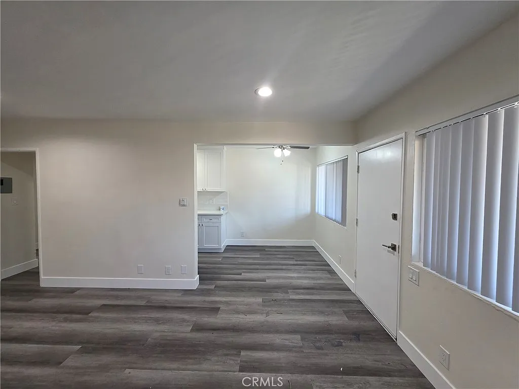 2 bed, 850 sqft, $2,395 — Photo 3