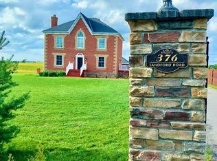 376 Sandford Rd, Uxbridge, ON L0C1E0