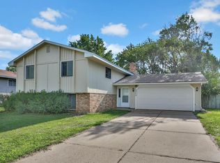 8024 Sierra Pkwy, Brooklyn Park, MN 55444
