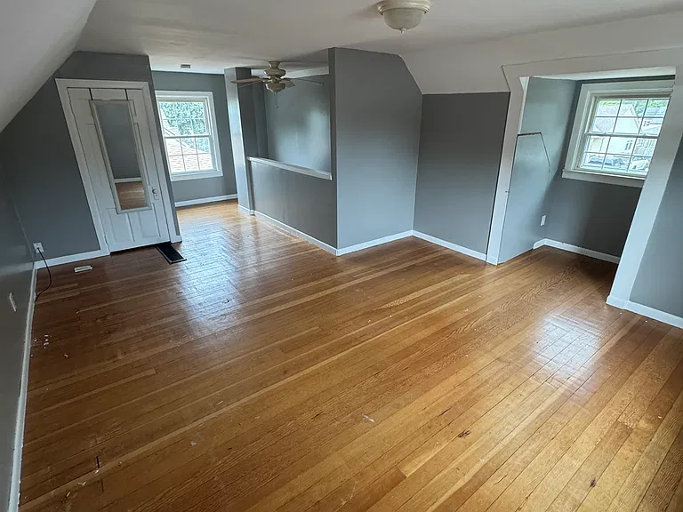 15139 University St — Photo 8