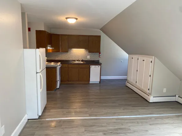 11 Mumford Rd #F, Sutton, MA 01590