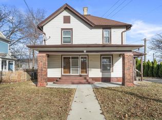 2010 Division St, East Troy, WI 53120