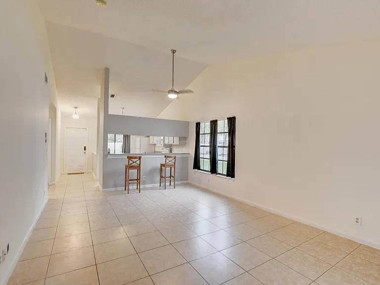 499 Hardwood Pl #H-29 — Photo 12