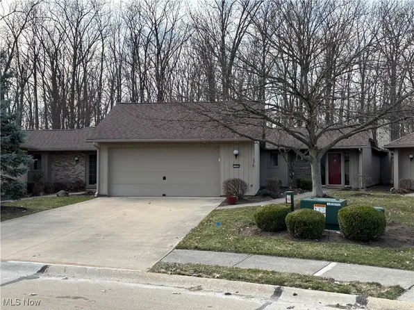 33096 Cedar Branch Cir, North Ridgeville, OH 44039