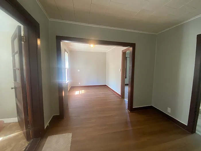 405 Budd St #4 — Photo 9