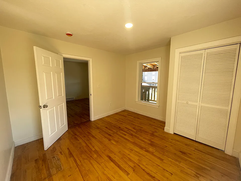 105 Pine St #5
