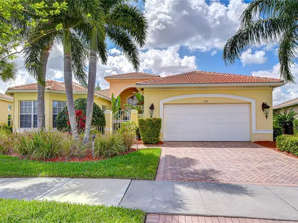 5056 Ruby Flats Dr, Wimauma, FL 33598