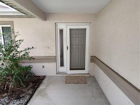 4th image of 6202 SW 100th Loop