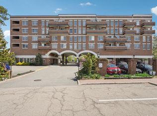 44 Iron Forge Sq #44, Pompton Lakes, NJ 07442
