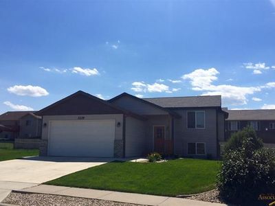 3229 Willowbend Rd, Rapid City, SD, 57703