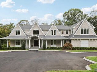 15 W Church Rd, Saddle River, NJ 07458