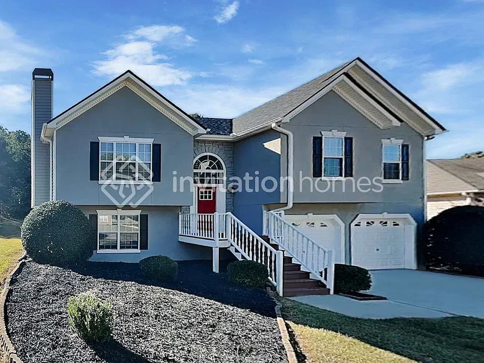 4103 Lions Gate