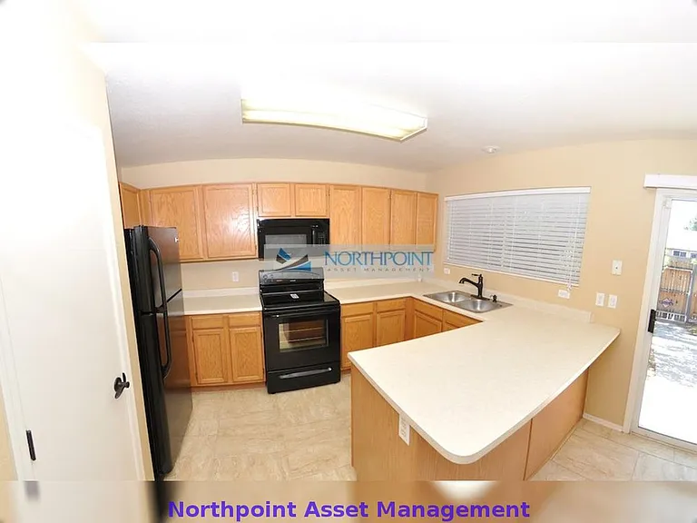 10101 N 91st Ave #109 — Photo 4