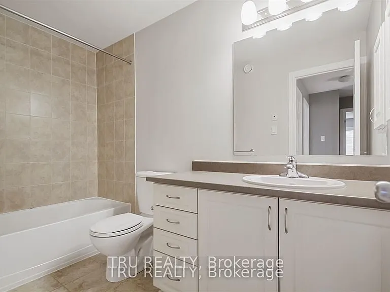 122 Lindenshade Dr #19 — Photo 18
