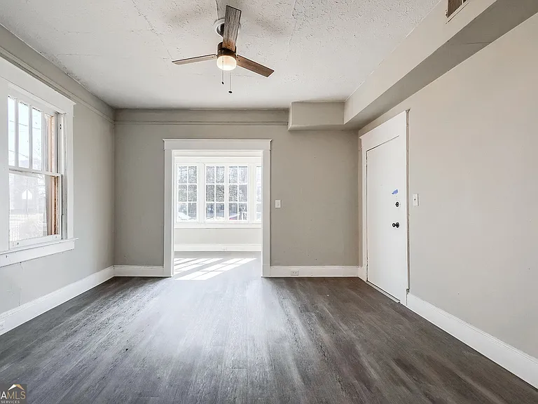 1445 Lucile Ave SW — Photo 12