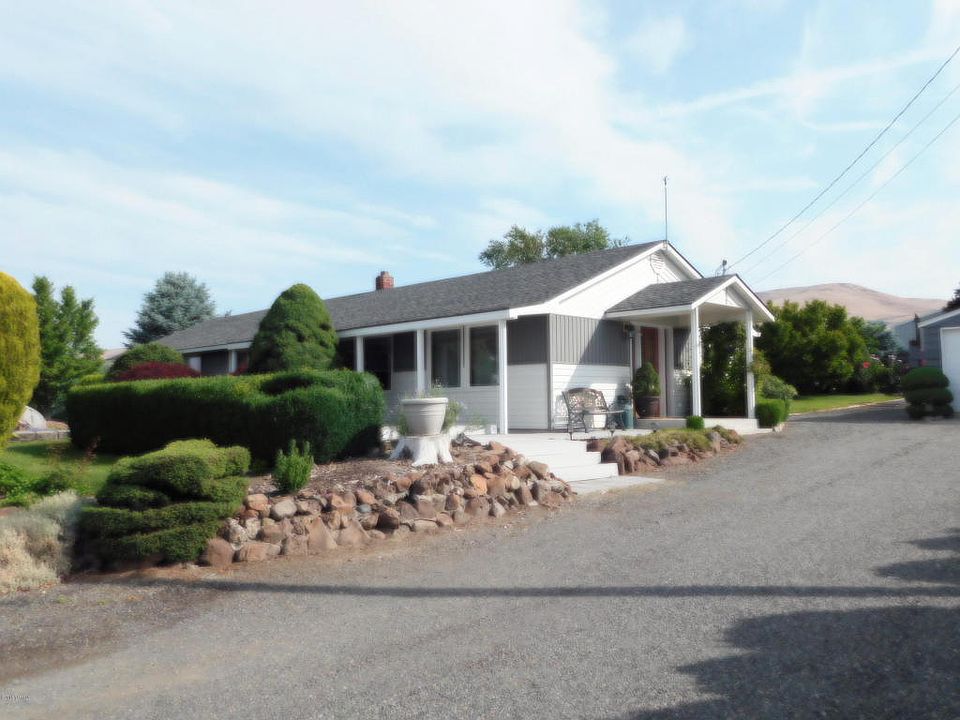 1st image of 6111 Terrace Heights Dr