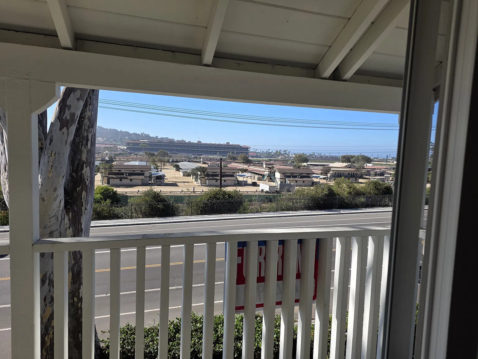 3 bed, 2.5 bath, 1344 sqft, $5,495 — Photo 4