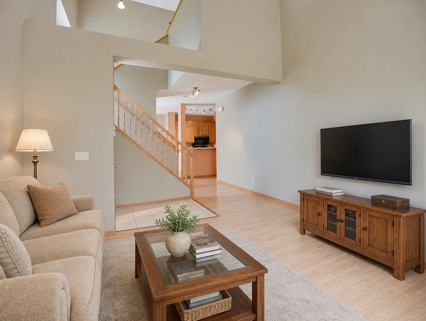 Spacious 2-Bedroom Home in Apple Valley for $2,050/month — Photo 2
