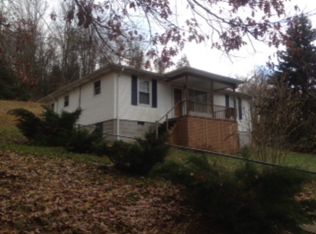 8875 Gatewood Rd, Fayetteville, WV 25840