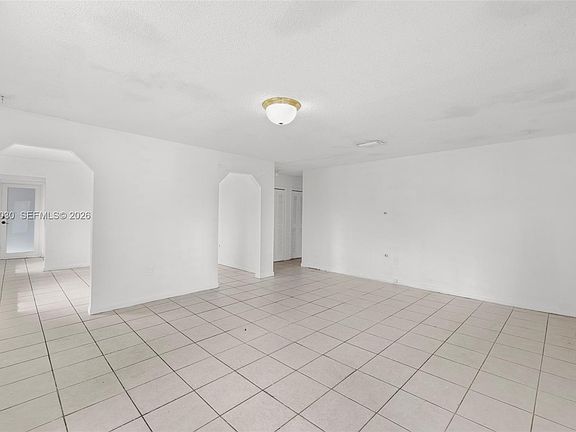 4th image of 1816 NW 22nd Ct
